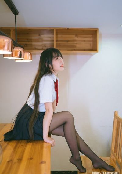 亚洲精品日韩v专区_高清完整版