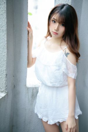 操裸体美女_BD英语高清迅雷在线观看