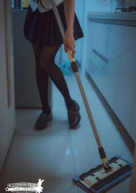 房东嗯啊好猛h小雪小柔视频_蓝光免费高清观看