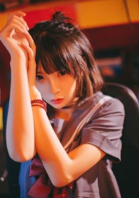 欧美午夜小视频_720神马影院手机在线